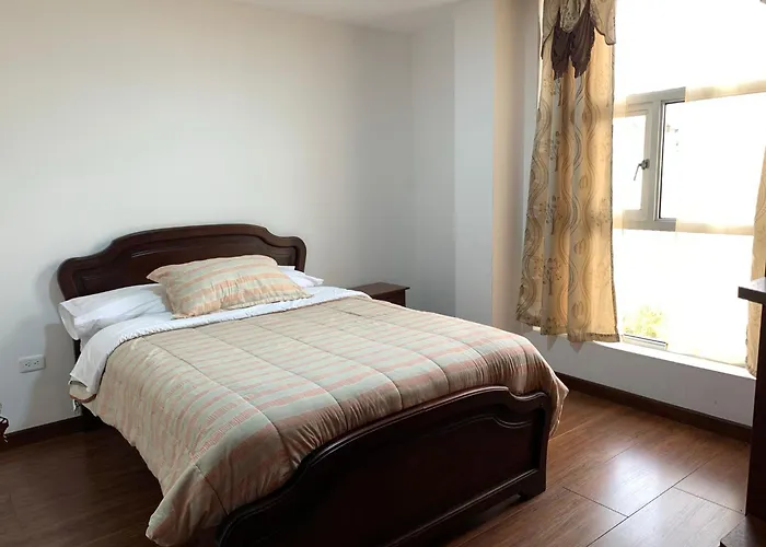 Instant Hotel - Departamento En Ambato